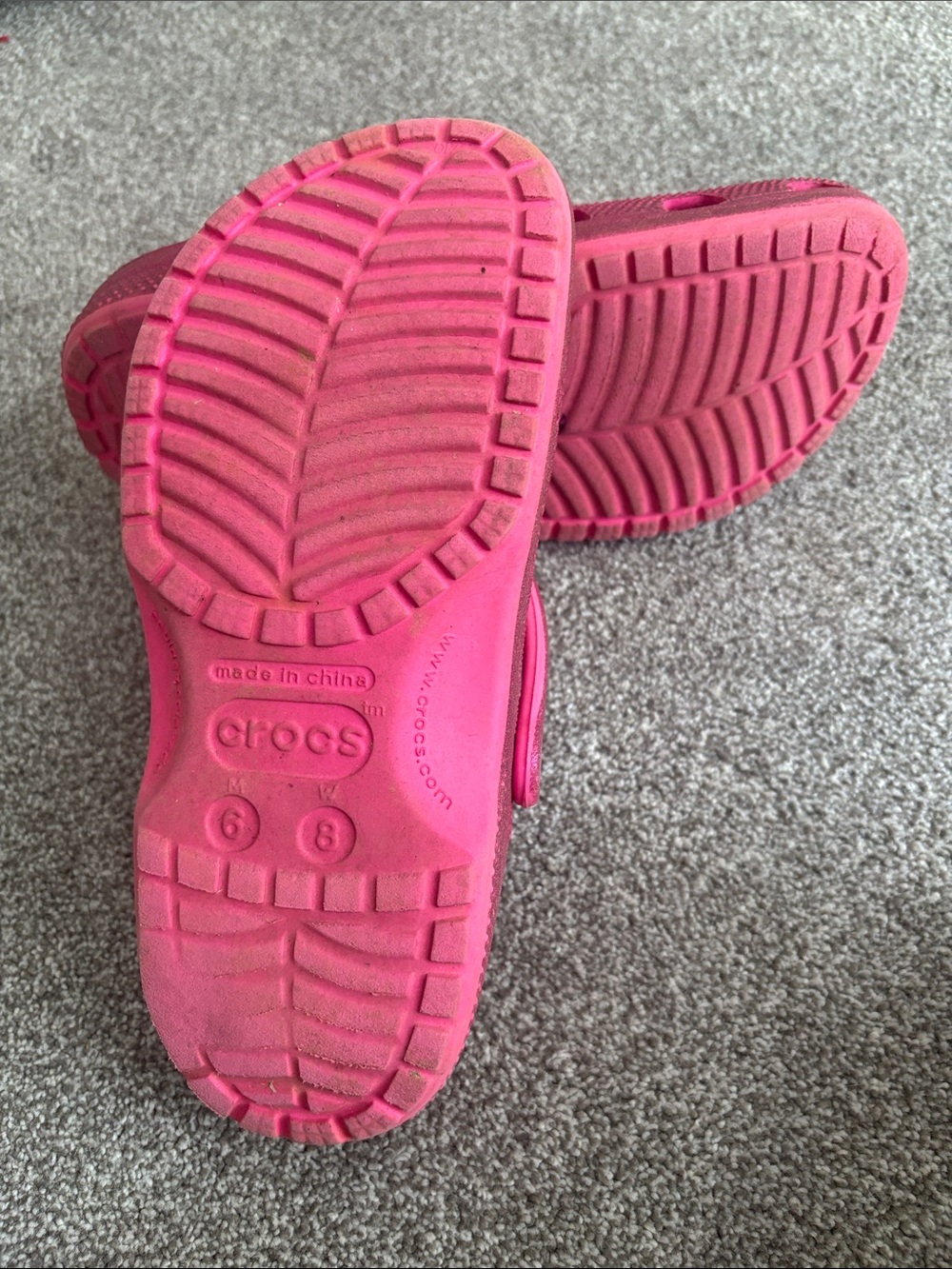 CROCS Metallic Pink Girls' Classic Clog - Picture 2 of 3